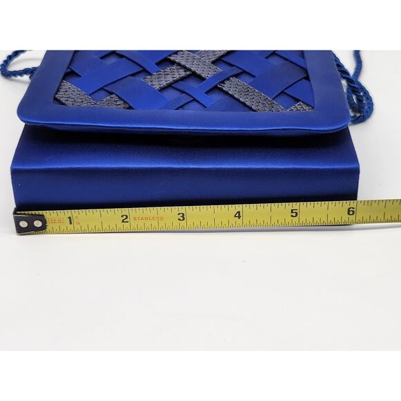 Vintage 1970s Cora Jacobs Electric Blue Satin Bag with Rope Strap - Picture 13 of 14